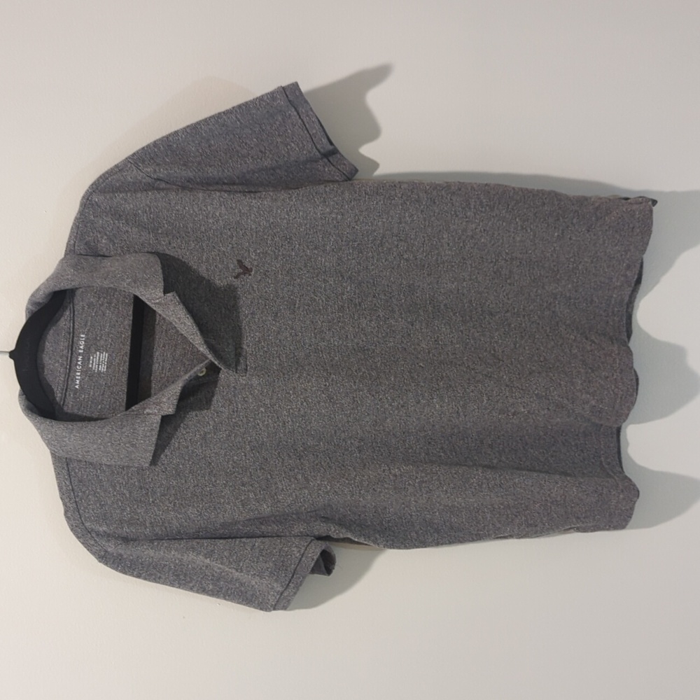 American Eagle gray polo